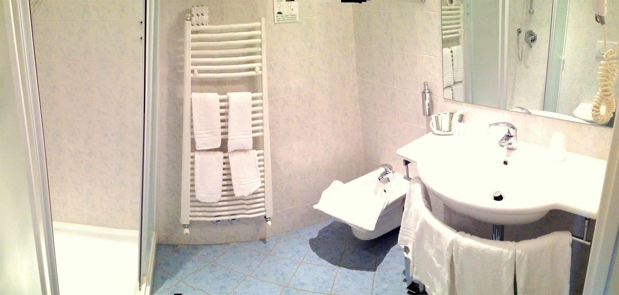 Hotel Villa Cinzia Villanova Mondovi Ngoại thất bức ảnh